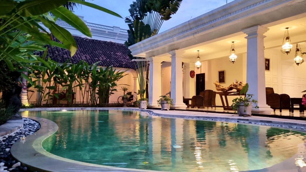 Holiday park Omatha Village Denpasar (Bali)