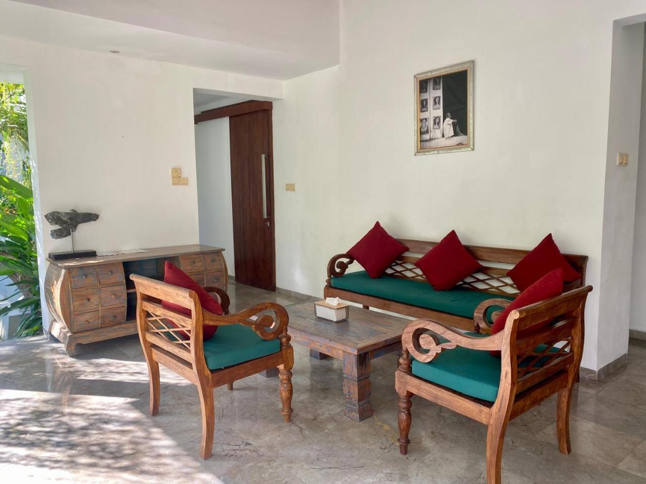 Omatha Village 3*